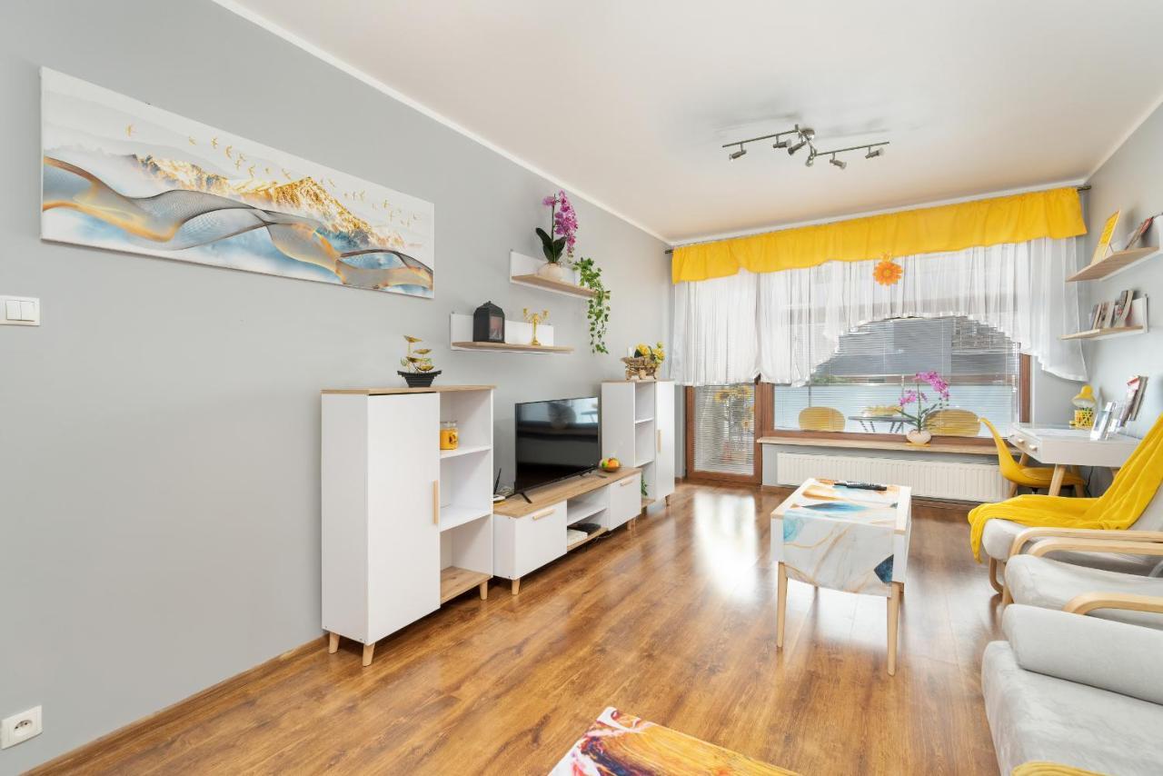 Comfortable Wojskowa Apartment By Noclegi Renters Poznan Bagian luar foto